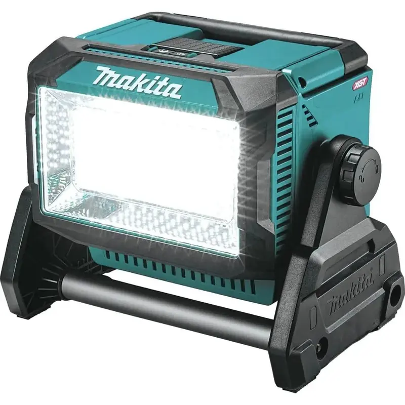 Makita Cordless Work Light 10,000 lumens | ML009G